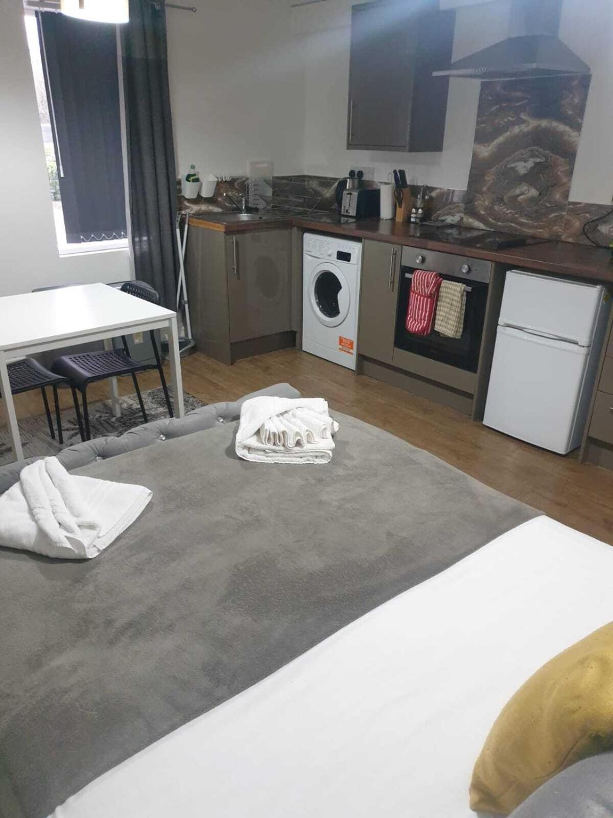 Sav Apartments Regent Leicester Phòng bức ảnh